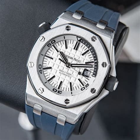 wie fällt die audemars piguet royal oak diver aus|royal oak offshore collection sale.